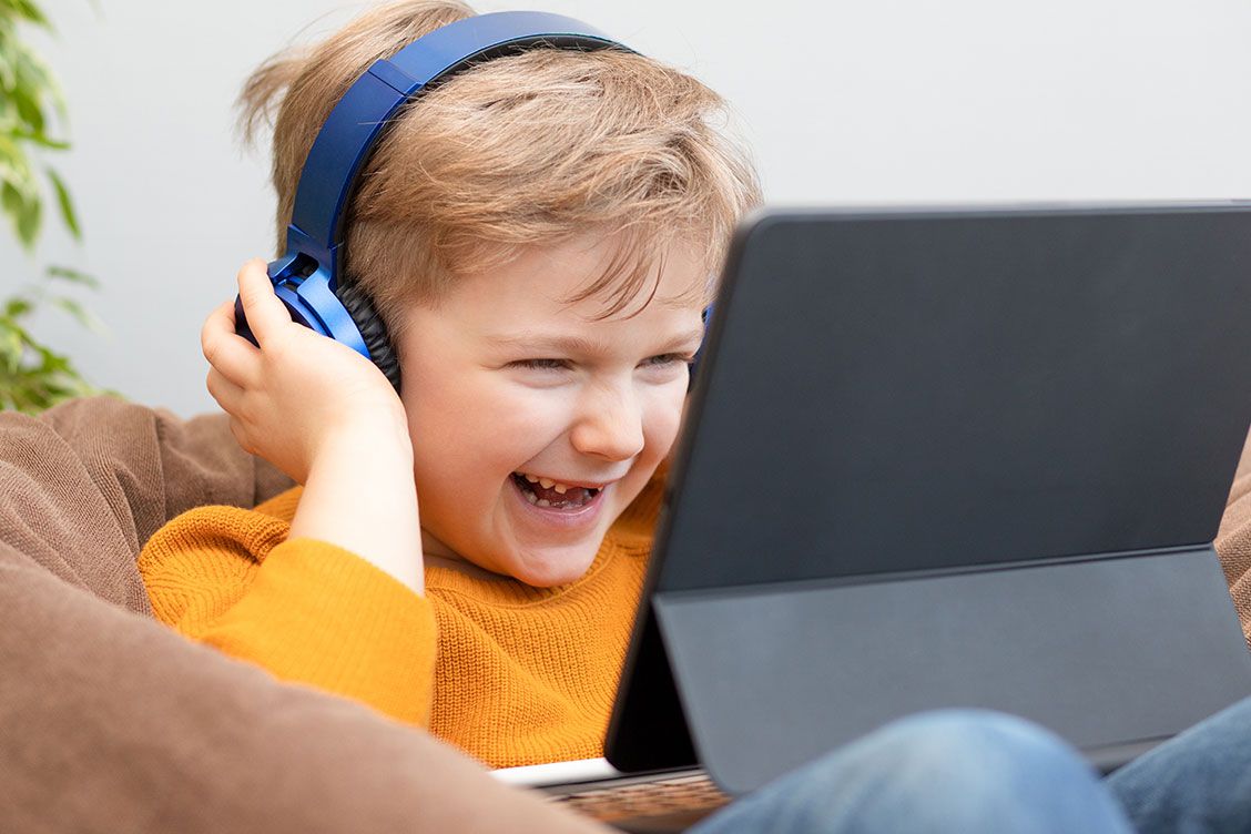 Çocuklar için Faydalı ve Eğitici 5 YouTube Kanalı