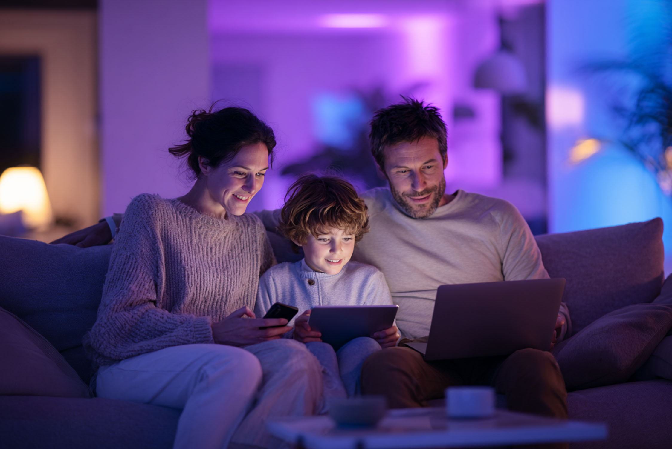 GigaFiber ile Evde Aynı Anda Kaç Kişi İnternete Bağlanabilir?